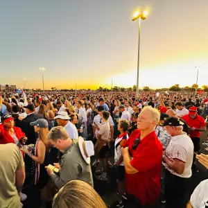 ‘We Are All Charlie’: Thousands Stood in Line for Hours in Hopes of Paying Tribute