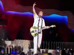 Watch: Noah Kahan performs new, unreleased song ‘Deny Deny Deny’