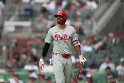 Phillies stay or go: OF Nick Castellanos