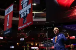 Bernie Parent 'means everything to this city,' as Flyers fans, teammates, and family remember late goaltender