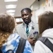 Des Moines Schools Superintendent Ian Roberts Detained by ICE, Officials Say