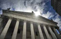 A new NYC program offers free divorce lawyers to domestic violence victims
