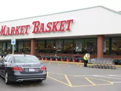 Market Basket fires two top executives, allies of Arthur T., hours after one gives radio interview