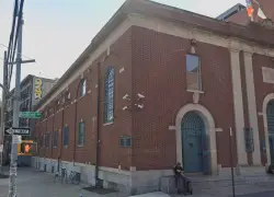 Williamsburg's Metropolitan Rec Center remains closed, leaving swimmers high and dry